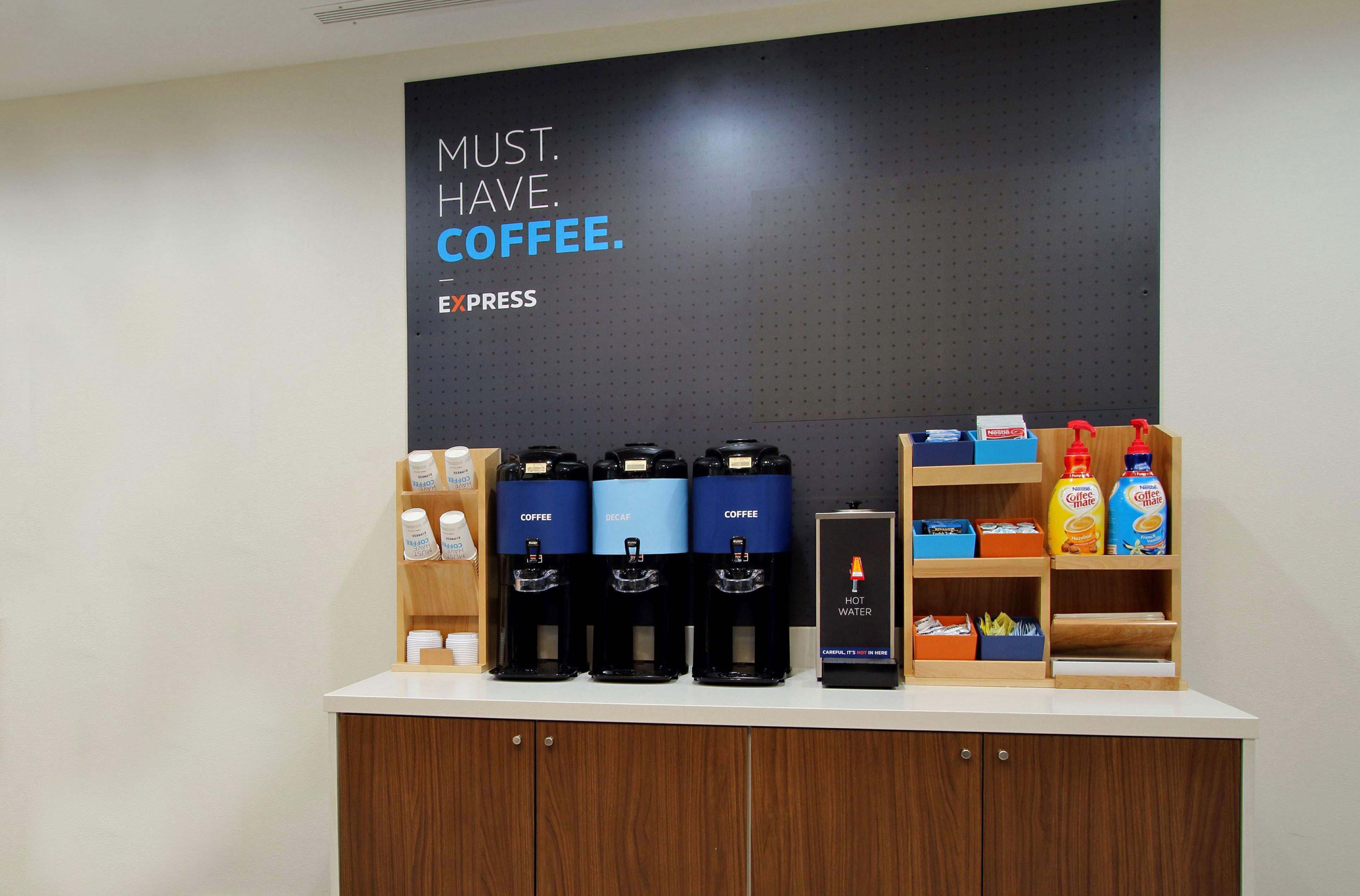 Holiday Inn Express & Suites Omaha - Millard Area By Ihg Bagian luar foto